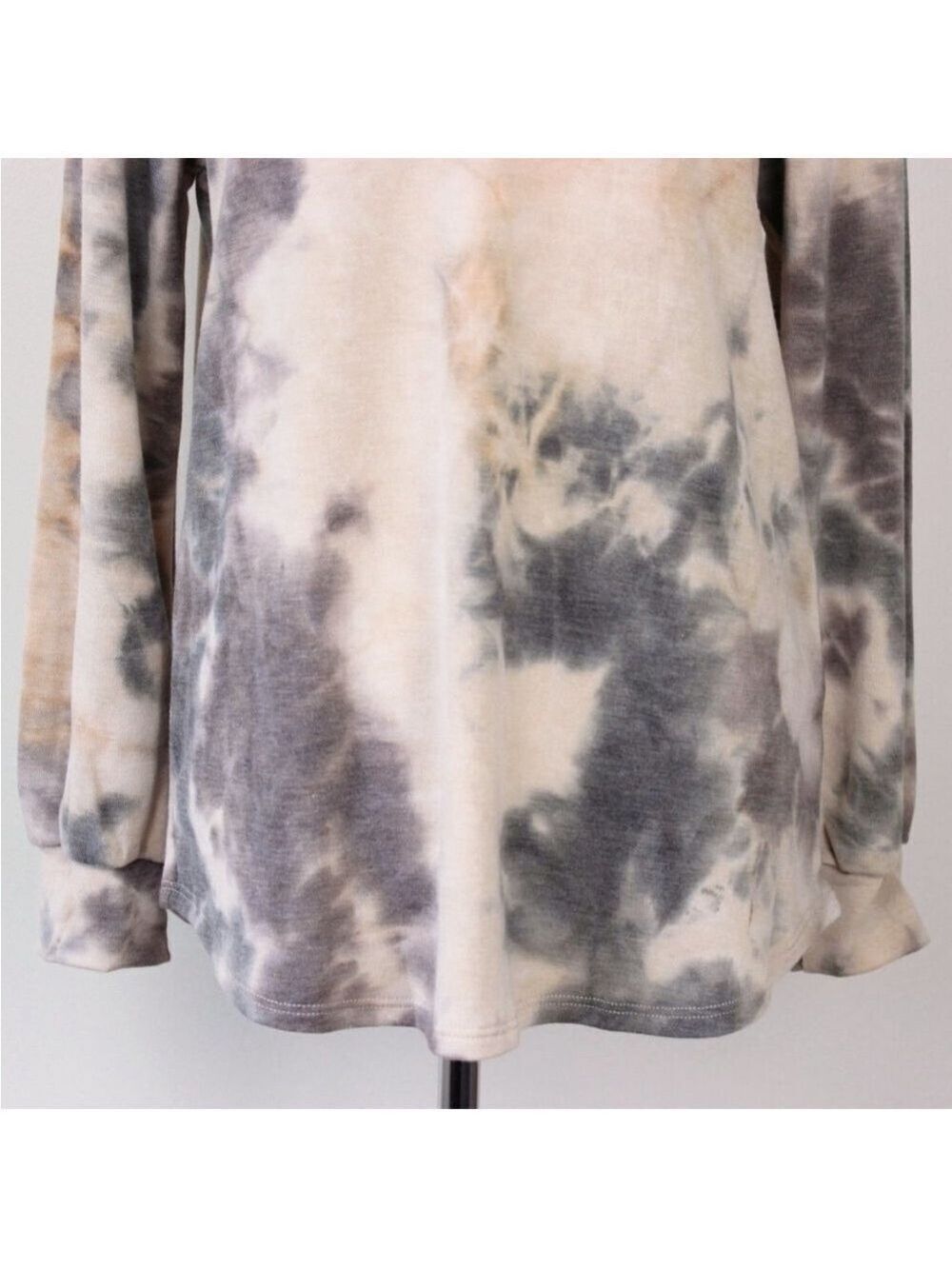 French Terry Cold Shoulder Tie Dye Top Large XL - Picture 4 of 8